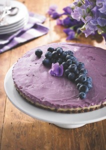White Chocolate and Blueberry Cake